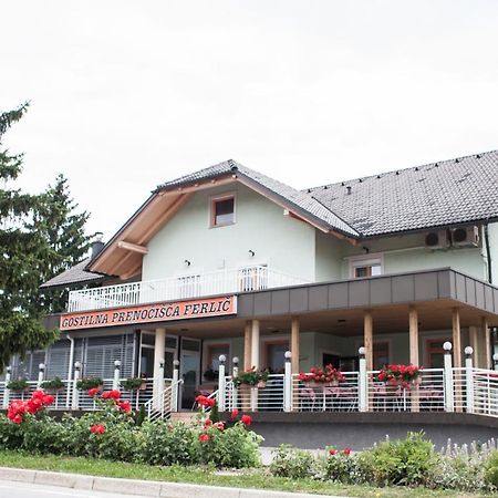 Hotel Gostilna In Prenocisca Ferlic Braslovce Exterior foto