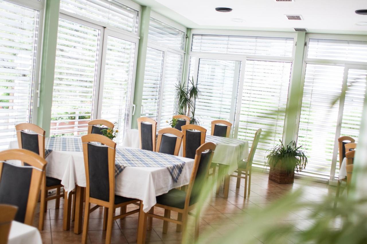 Hotel Gostilna In Prenocisca Ferlic Braslovce Exterior foto